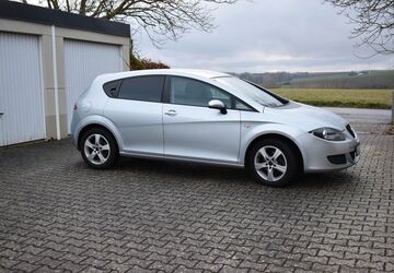 Seat Leon 123.000 km 4.800 &euro; Würzburg 97084