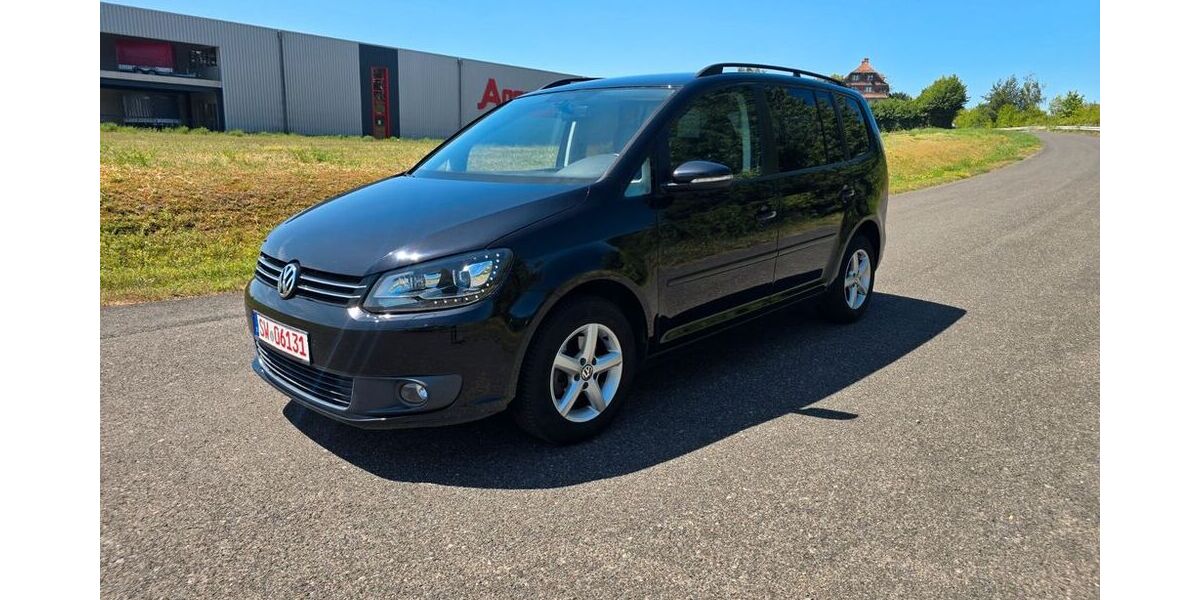 VW Touran 177.000 km 6.000 &euro; Schweinfurt 97424