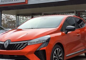 Renault Clio 15.419 km 17.970 &euro; Würzburg 97084