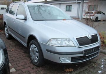 Skoda Octavia 284.000 km 2.900 &euro; Tauberbischofsheim 97941