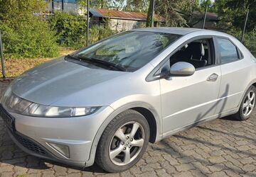 Honda Civic 190.000 km 3.000 &euro; Randersacker 97236