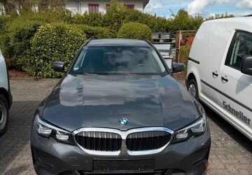 BMW 318 155.000 km 18.700 &euro; Würzburg 97076