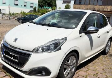 Peugeot 208 58.117 km 7.349 &euro; Kirchheim 97268