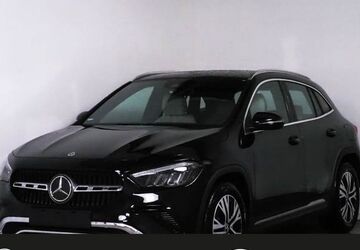 Mercedes-Benz GLA 180 2.450 km 36.600 &euro; Karlstadt 97753