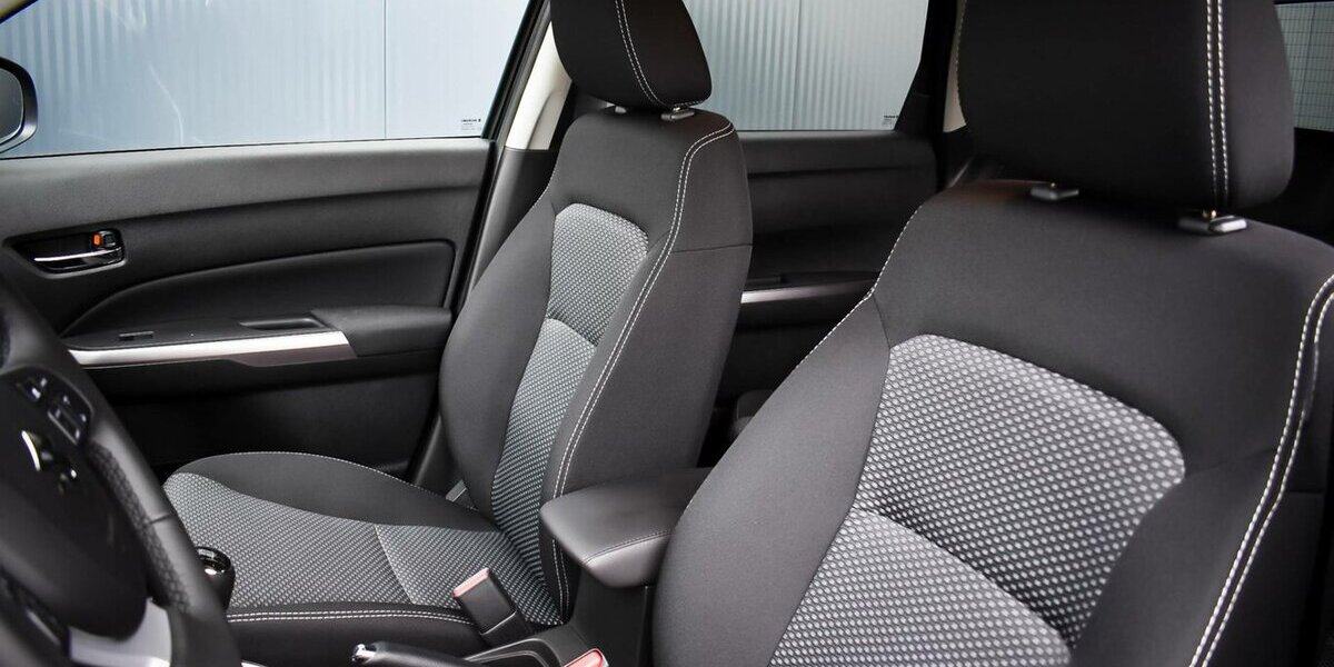 Suzuki Vitara Comfort 1.4l M/T Hybrid ALLGRIP 95.566 km 15.950 &euro; Höchberg-Würzburg 97204