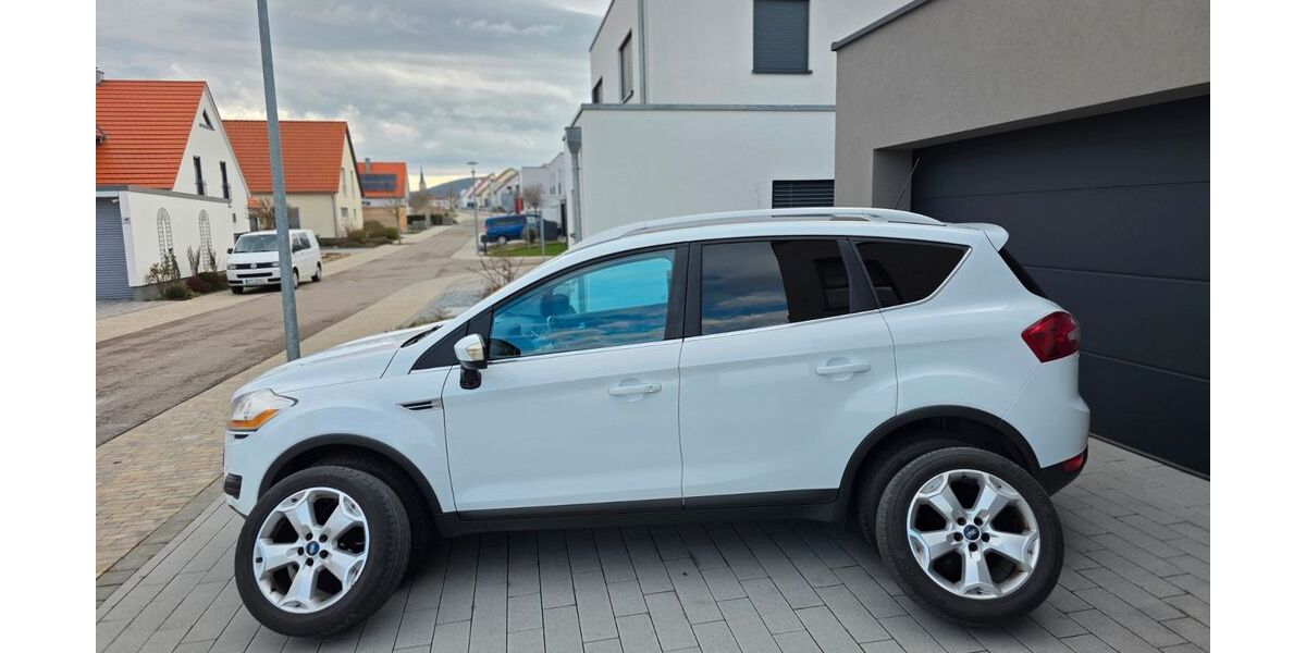 Ford Kuga 251.000 km 4.990 &euro; Würzburg 97082