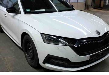 Skoda Octavia 130.000 km 23.660 &euro; Würzburg 97084