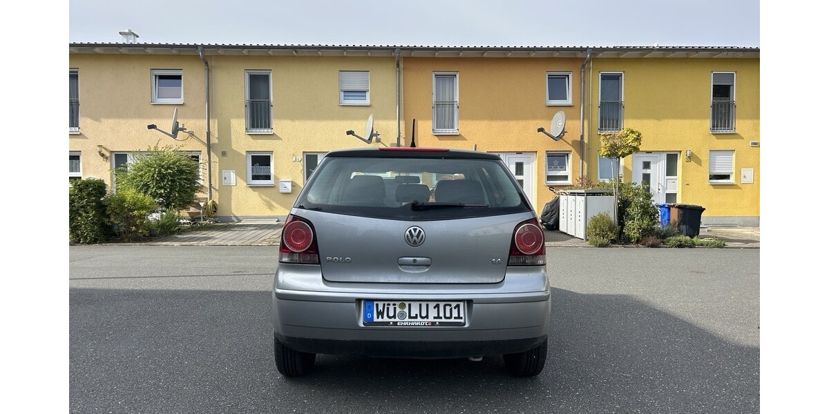 VW Polo 238.345 km 2.499 &euro; Würzburg 97070