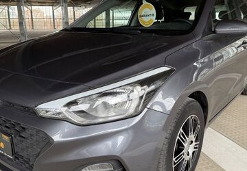 Hyundai i20 110.000 km 11.500 &euro; Würzburg 97082