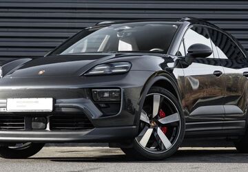 Porsche Macan 5.900 km 89.890 &euro; Estenfeld 97230