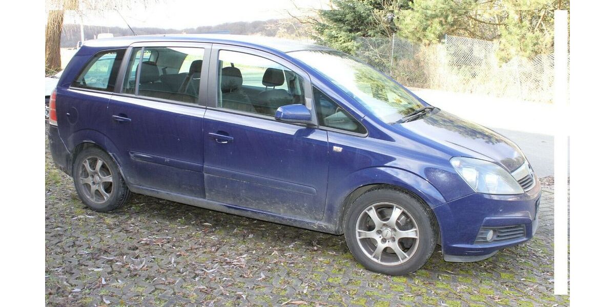 Opel Zafira 237.000 km 1.500 &euro; Würzburg 97078