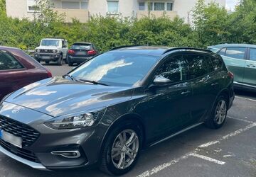 Ford Focus 97.000 km 15.700 &euro; Würzburg 97076