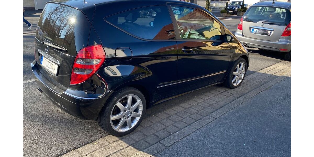 Mercedes-Benz A 150 119.000 km 1.999 &euro; Volkach 97332
