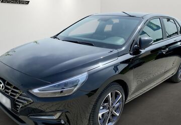 Hyundai i30 7.499 km 21.980 &euro; Tauberbischofsheim 97941