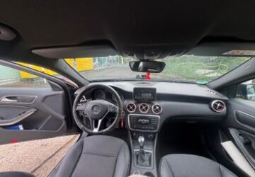 Mercedes-Benz A 180 101.000 km 11.999 &euro; Würzburg 97078