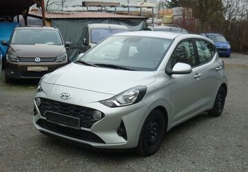 Hyundai i10 38.370 km 13.990 &euro; Estenfeld bei Würzburg 97230