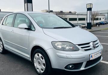 VW Golf 169.000 km 2.900 &euro; Würzburg 97076