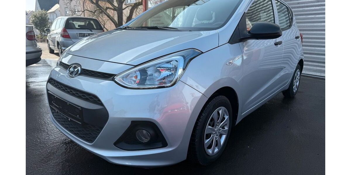 Hyundai i10 15.123 km 8.990 &euro; Veitshöchheim 97209