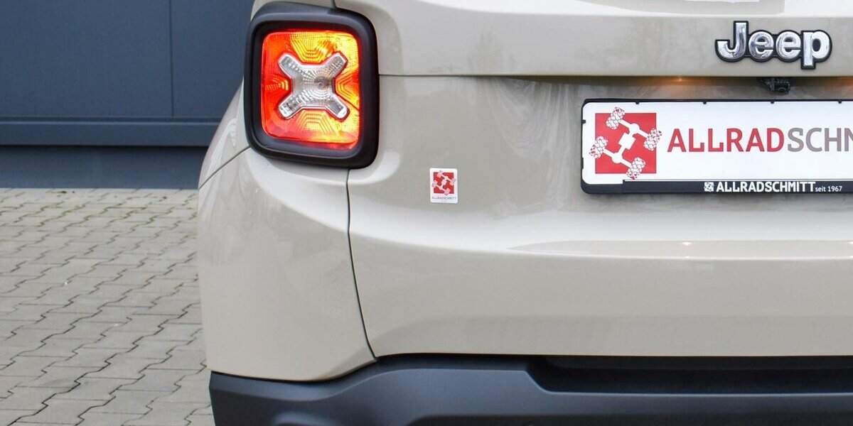 Jeep Renegade Longitude 1.4l M/T 68.595 km 12.990 &euro; Höchberg-Würzburg 97204