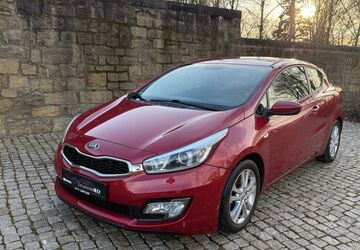 Kia ceed / Ceed 96.000 km 7.999 &euro; Estenfeld 97230