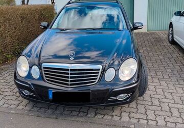 Mercedes-Benz E 200 266.000 km 3.999 &euro; Urspringen 97857
