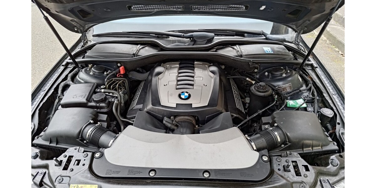 BMW 750 157.000 km 12.300 &euro; Wittighausen 97957