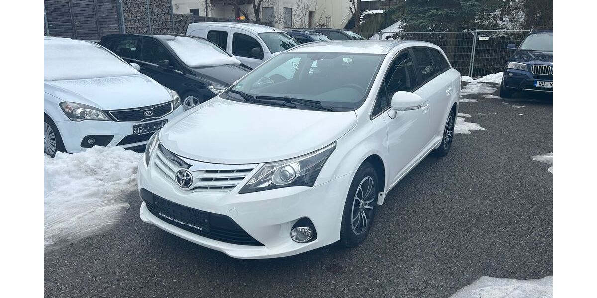 Toyota Avensis 164.250 km 8.900 &euro; Höchberg 97204
