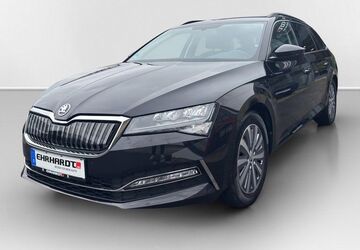 Skoda Superb 51.900 km 24.590 &euro; Zellingen 97225
