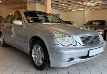 Mercedes-Benz C 180 243.000 km 1.490 &euro; Schwanfeld 97523