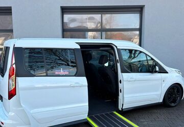 Ford Grand Tourneo 100.000 km 29.950 &euro; Würzburg 97084
