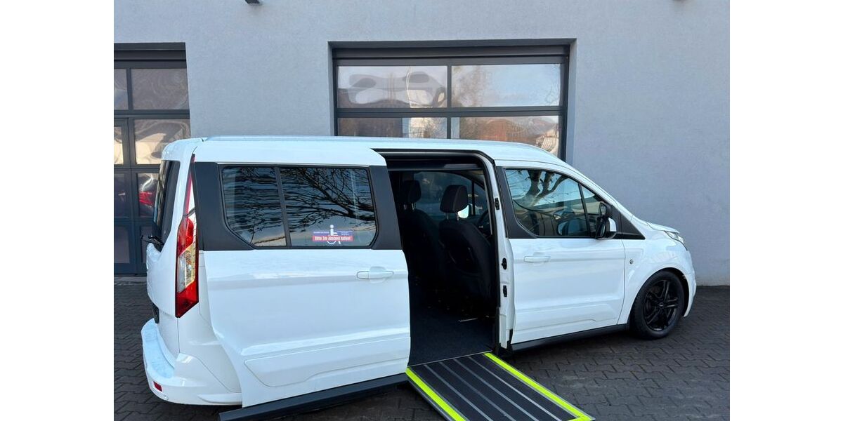 Ford Grand Tourneo 100.000 km 29.950 &euro; Würzburg 97084