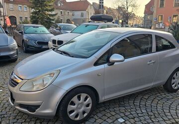 Opel Corsa 81.000 km 3.900 &euro; Randersacker 97236
