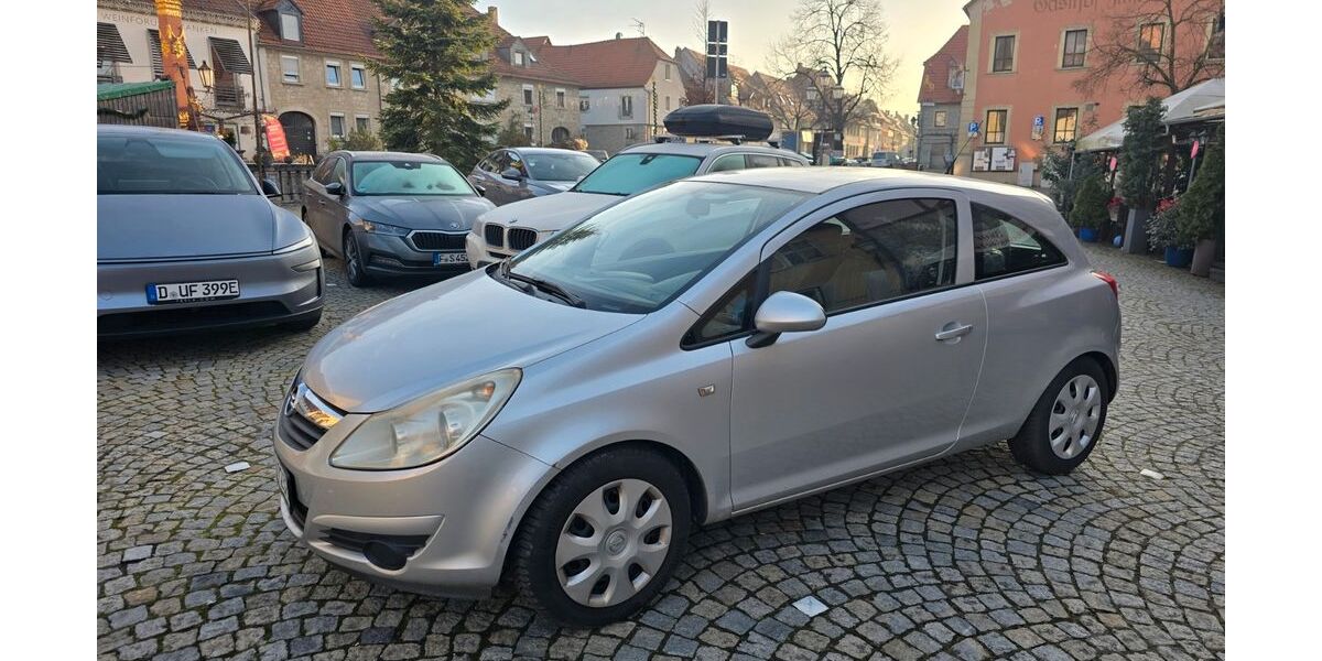 Opel Corsa 81.000 km 3.900 &euro; Randersacker 97236