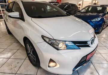 Toyota Auris Touring Sports 65.100 km 12.900 &euro; Sommerach 97334