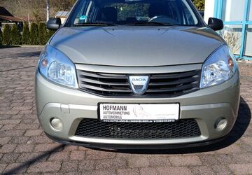Dacia Sandero 98.000 km 2.350 &euro; Grafenrheinfeld 97506