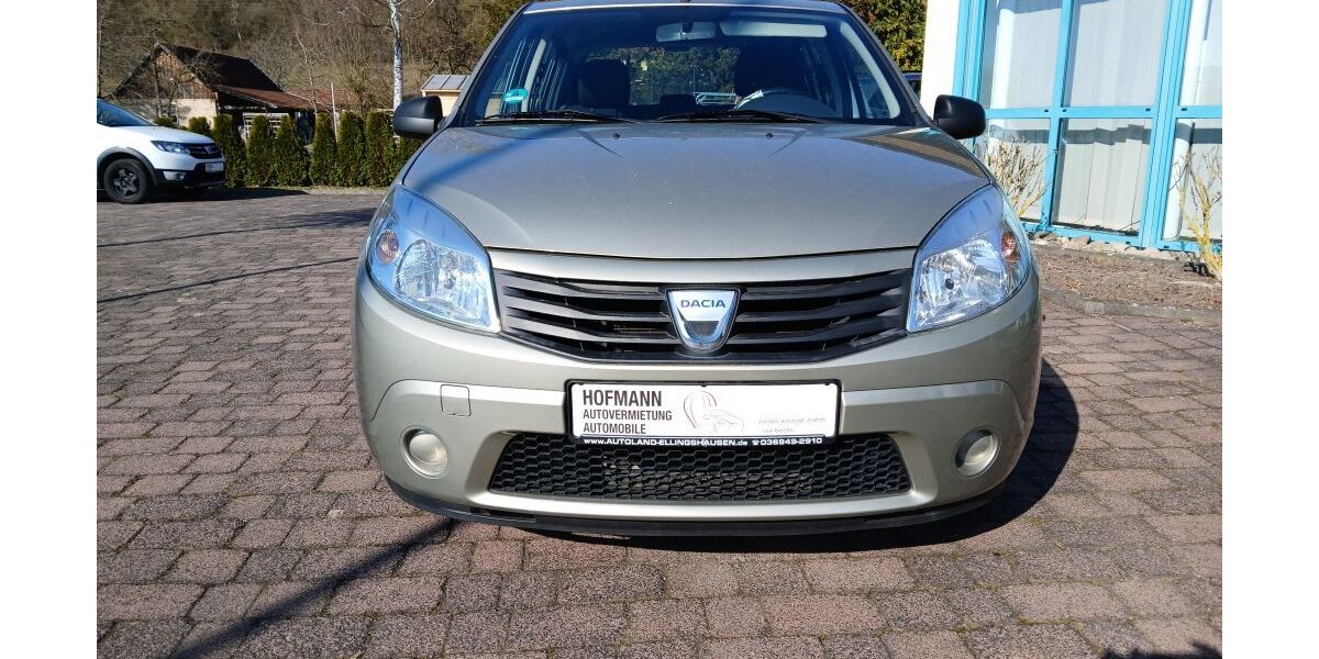 Dacia Sandero 98.000 km 2.350 &euro; Grafenrheinfeld 97506