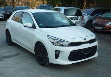 Kia Rio 87.500 km 8.900 &euro; Estenfeld bei Würzburg 97230