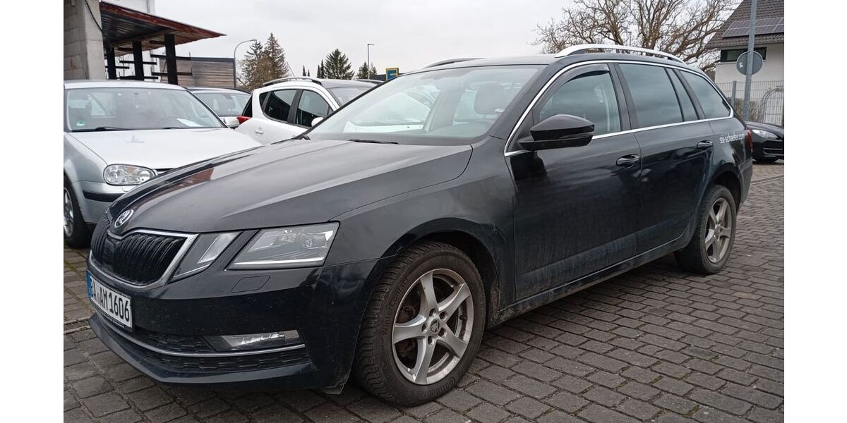 Skoda Octavia 348.000 km 7.100 &euro; Randersacker 97236