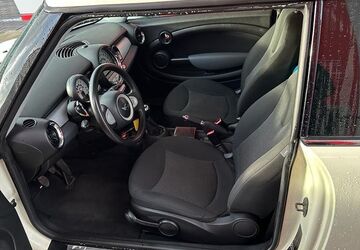 Mini ONE 145.000 km 3.999 &euro; Wiesentheid 97353