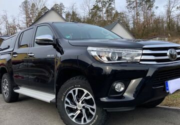 Toyota Hilux 176.500 km 28.450 &euro; Bergtheim 97241
