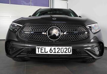 Mercedes-Benz GLC 300 2.550 km 72.889 &euro; Unterpleichfeld 97294