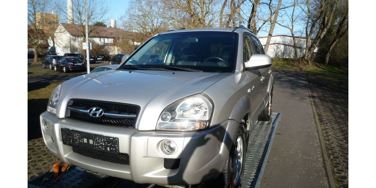 Hyundai TUCSON 134.000 km 1.999 &euro; Martinsheim 97340