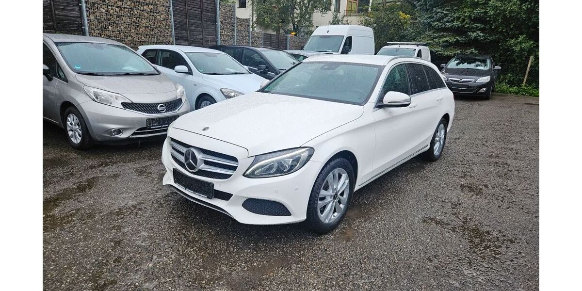 Mercedes-Benz C 200 204.600 km 14.900 &euro; Höchberg 97204