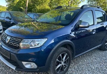 Dacia Sandero 166.850 km 4.490 &euro; Würzburg 97076