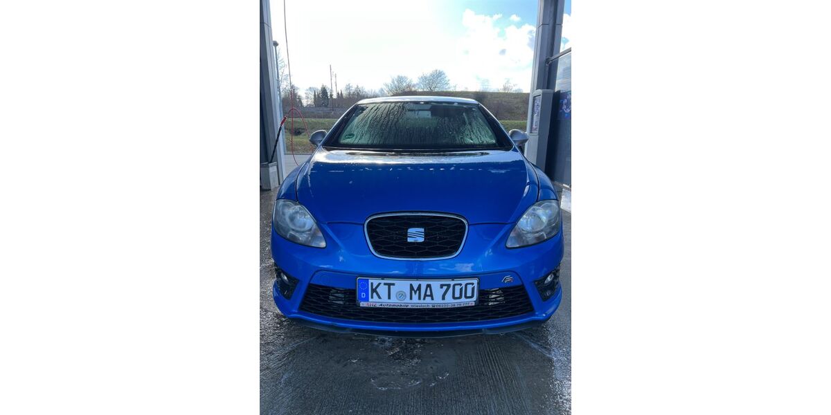 Seat Leon 169.000 km 5.299 &euro; Kitzingen 97318